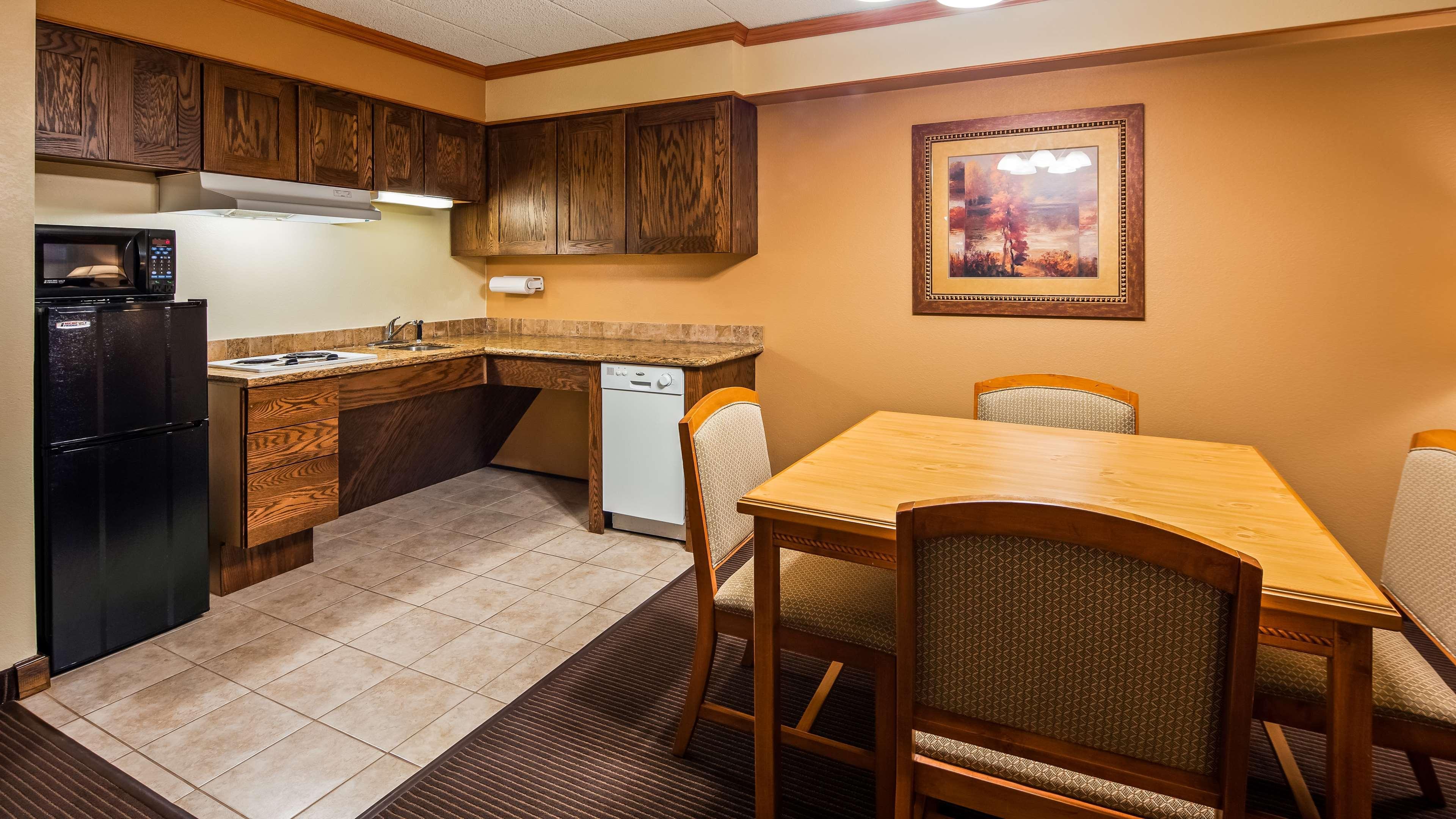 Best Western Plus Sidney Lodge Exterior foto