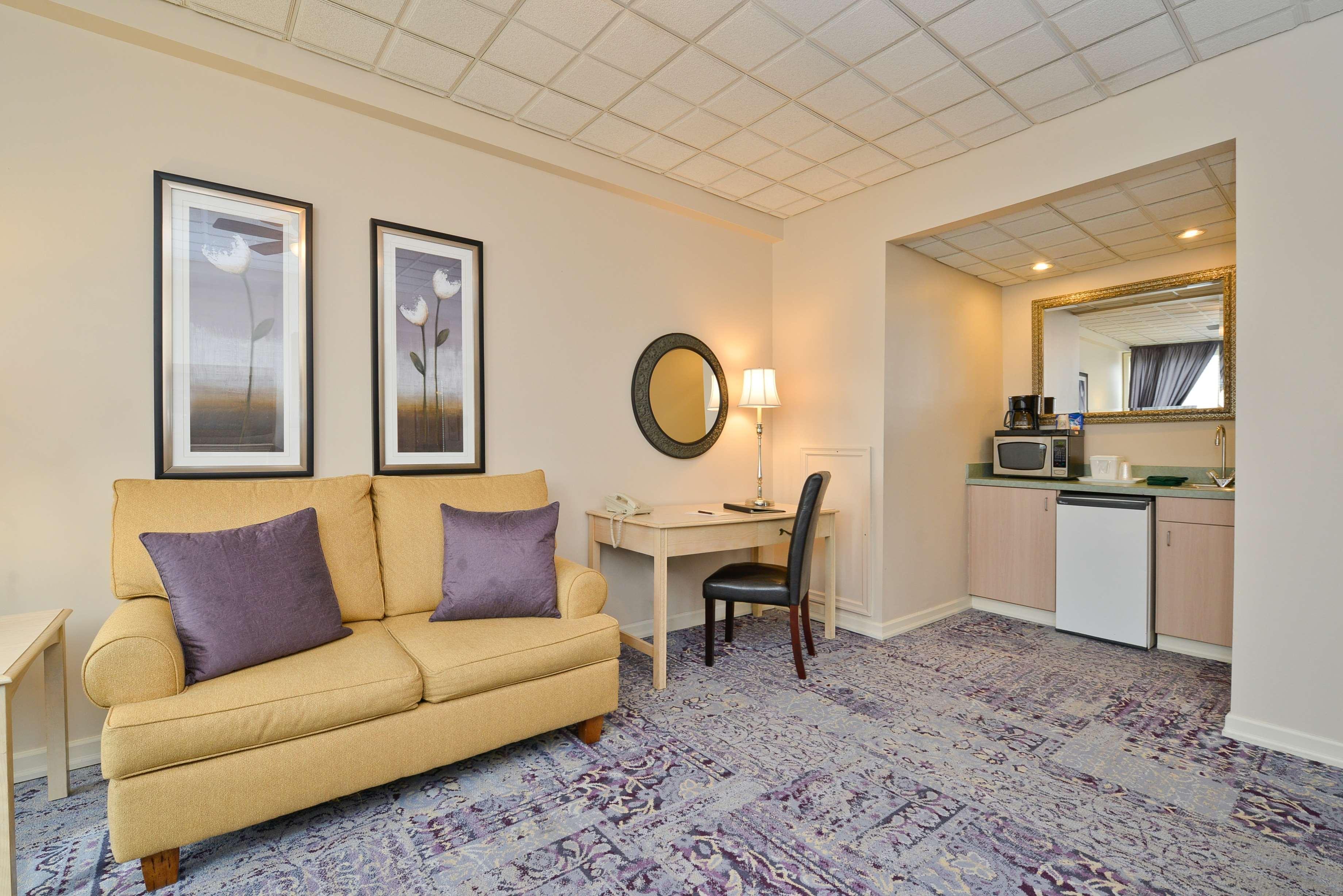Best Western Plus Sidney Lodge Exterior foto